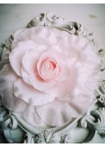 Нежна сатенена роза за коса или тоалет цвят светла светло розово